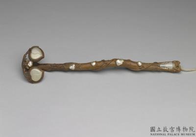 图片[2]-Agarwood ruyi scepter with pearl-and-jade inlay, Qing dynasty, Qianlong reign (1736-1795)-China Archive